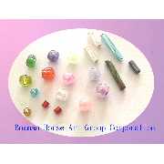 glass seed beads (verre perles de rocaille)