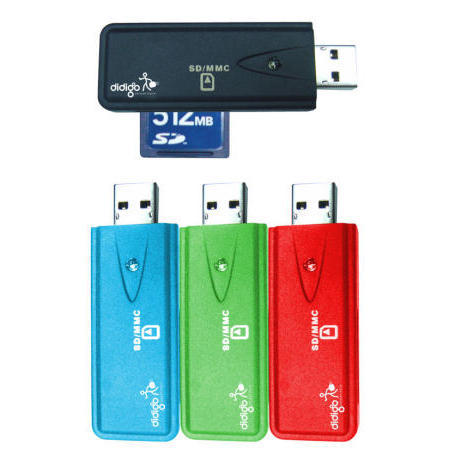 Multi-Card Reader in size of flash drive (Multi-Card Reader de la taille du lecteur flash)