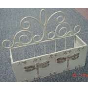 Metal w / wire Hanger (Metal w / wire Hanger)