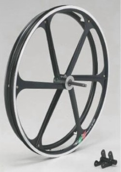 Wheelchair Wheel (En fauteuil roulant Wheel)