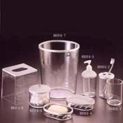 Bathroom set. (Набор для ванной комнаты.)