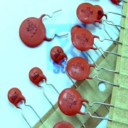 Ceramic Disc Capacitors (Керамические конденсаторы Disc)