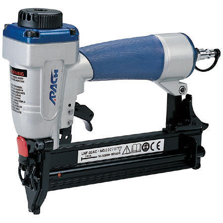 18 gauge brad nailer 10  V 32 mm (18 п)