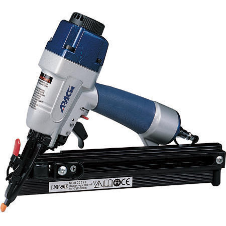 18 gauge angle brad nailer 25  V 50 mm (18 angle cloueuse de finition de calibre 25  V 50 mm)