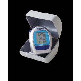 Wrist Digital Fuzzy Blood Pressure Monitor (Digital poignet Fuzzy Tensiomètre)