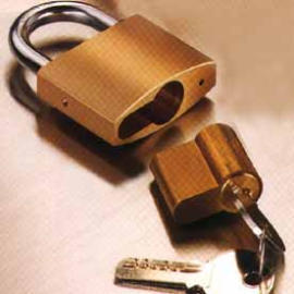 Interchangeable Core Padlock 520 series (Interchangeables Core Cadenas 520 Series)