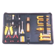 computer / electronic toolkit (ordinateur / trousse électronique)