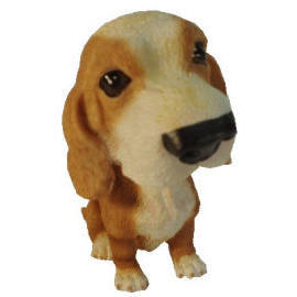 Basset Hound(The Head-waved Dog)