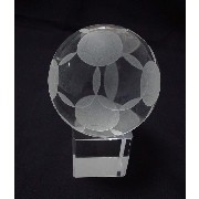 Crystal Soccer Ball/Stand (Crystal Ball Soccer / Stand)