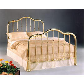 Metal bed