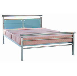 Metal bed