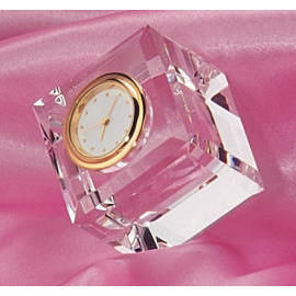 Crystal clock / time piece / quartz (Crystal horloge / pièce temps / quartz)