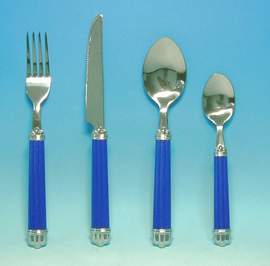 PLASTIC CUTLERY SET A654 (COUVERTS EN PLASTIQUE SET A654)