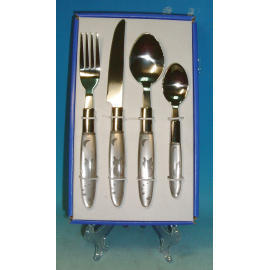 Plastic Flatware Set (Ensemble de couverts en plastique)