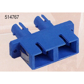 Fiber Optic Adapters (Adaptateurs fibre optique)