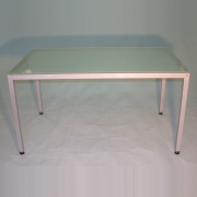 Dining Table (Dining Table)