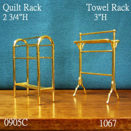 Towel & Quilt Rack, Miniature (Serviette & Quilt Rack, miniature)