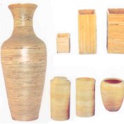 Handicrafts - Wooden Vase (Handwerk - Holz-Vase)