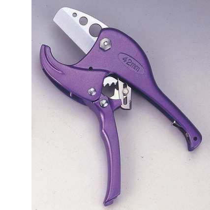 Pipe cutter (Les coupeurs de tubes)