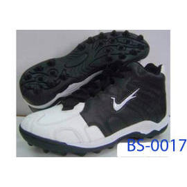 BASEBALL SHOES