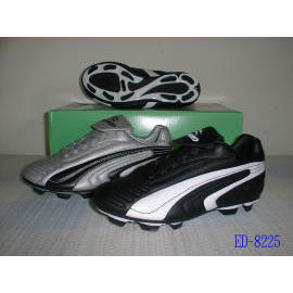 SOCCER SHOES (Fußballschuhe)