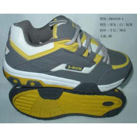 SPORTSCHUHE (SPORTSCHUHE)