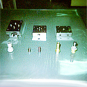 Hydraulic Servo-Valves and Relief Valves Components (Hydraulique servo-valves et soupapes de sûreté des composants)