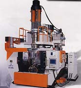 Plastic blow molding machine