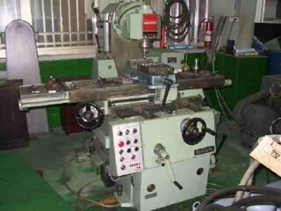 Bed type universal milling manchine (Bed type universal milling manchine)