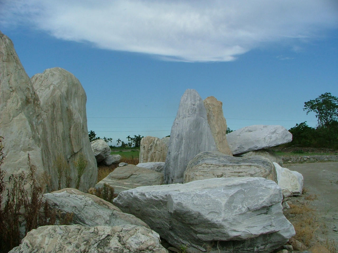 Garden stone (Garden stone)