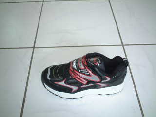 Junior jogging shoes