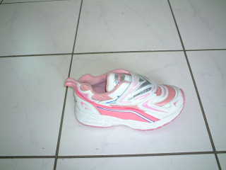 Junior jogging shoes