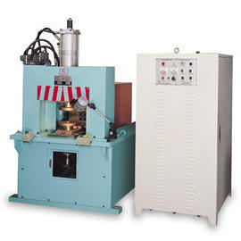 Multi-point Projection Welding Machine (Multi-Punkt-Buckelschweißmaschine)