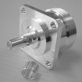 7/16 4 HOLE SQUARE FLANGE FEMALE RECEPTACLE