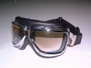 Motorcycle goggle