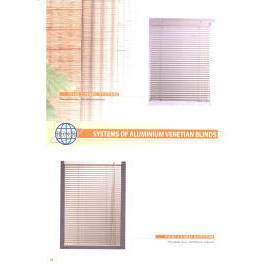 ONE CHAIN& CORD VENETIAN BLINDS (UNE CHAINE & CORDON STORES VENITIENS)