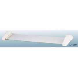 Bathroom accessories - glass shelving (Badezimmer-Zubehör - Glas-Regale)
