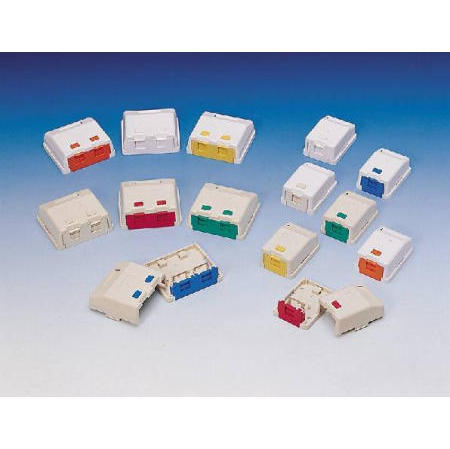 Universal Type Data Boxes (Universal Type Data Boxes)