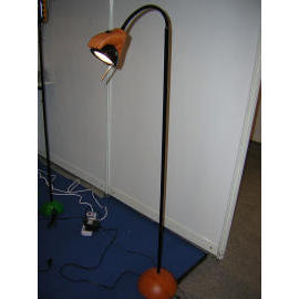 FLOOR LAMP (LAMPADAIRE)