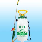 6.0 L PRESSURIZED GARDEN SPRAYER (6.0 L SOUS PRESSION DE JARDIN PULVERISATEUR)