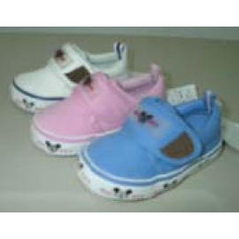 CHILD SHOES (KINDER SCHUHE)
