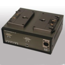 Battery Charger For Professional Video Cameras Battery (Akku-Ladegerät für professionelle Video-Kamera-Akku)