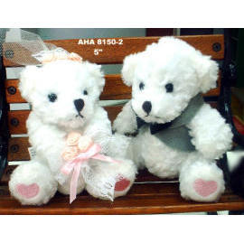 The Bride & Groom Teddy Bears w/Pink Heart (The Bride & Groom Teddy Bears w/Pink Heart)