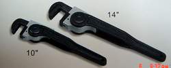 HAND TOOL-SELF ADJUSTING RATCHET WRENCH (OUTIL À MAIN-Self adjusting CLE A CLIQUET)