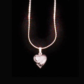 NECKLACE (COLLIER)