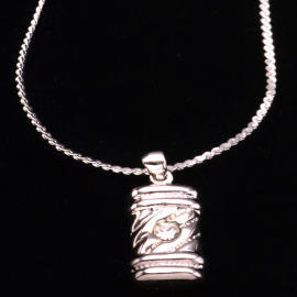 NECKLACE (КОЛЬЕ)