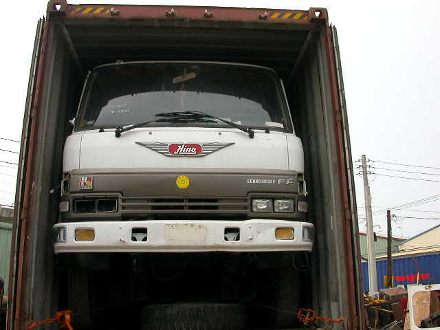 USED COMPLETE TRUCK - HINO (ИСПОЛЬЗУЕМЫЕ COMPLETE TRUCK - HINO)