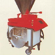 UNIVERSAL VEGETABLE CUTTING MACHINE (UNIVERSAL VEGETABLE CUTTING MACHINE)