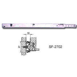 Ball bearing drawer slide
