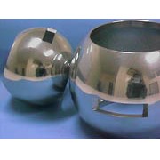 Centrifugally casting valve balls (Centrifugal casting Ventilkugeln)